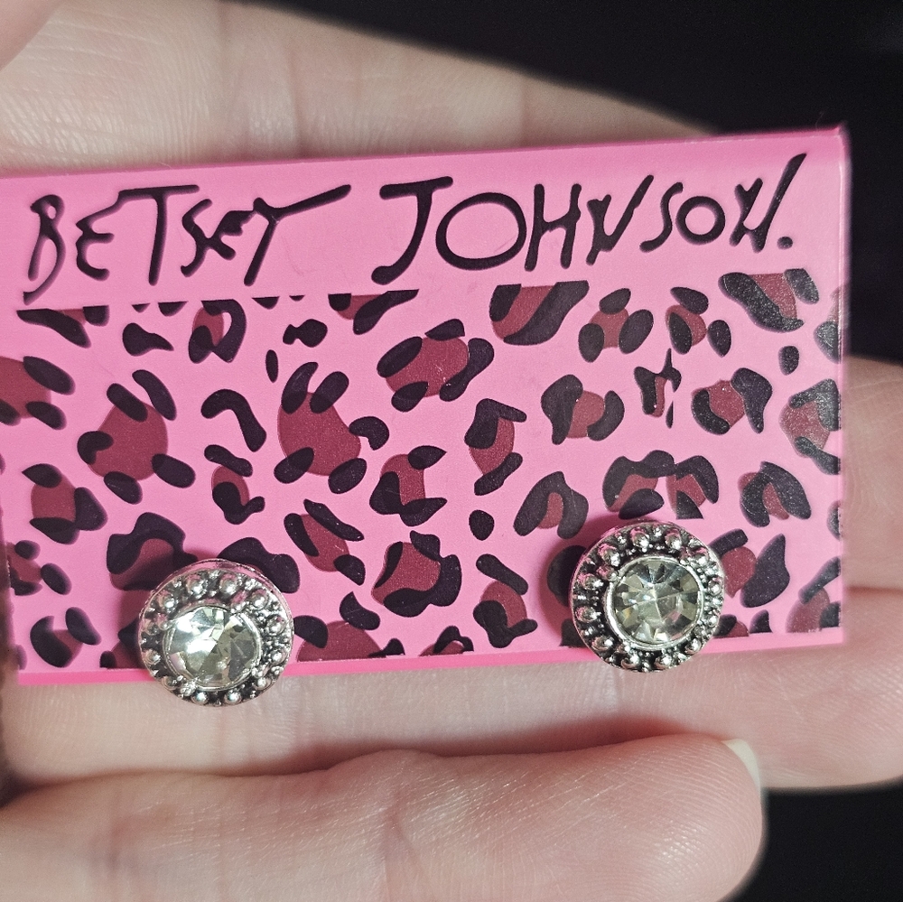 Betsey Johnson Silver Solitaire Crystal Earrings - Picture 4 of 5